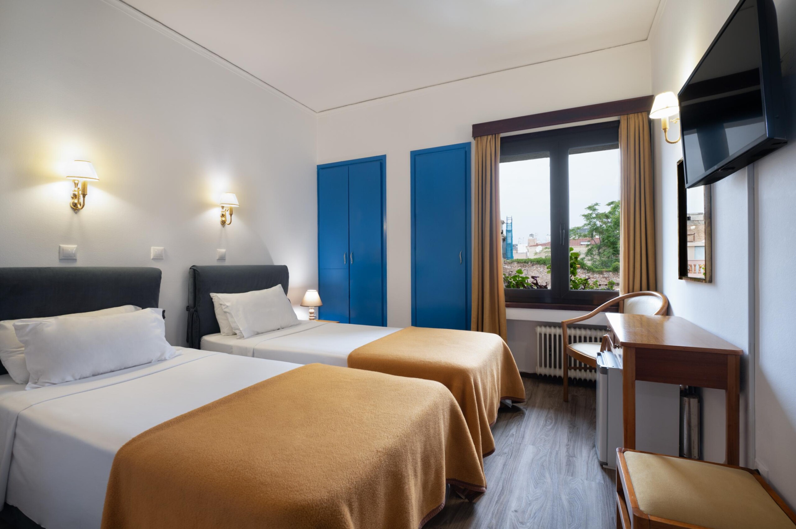 Stay 4 – Pay 3 Anniversary Offer